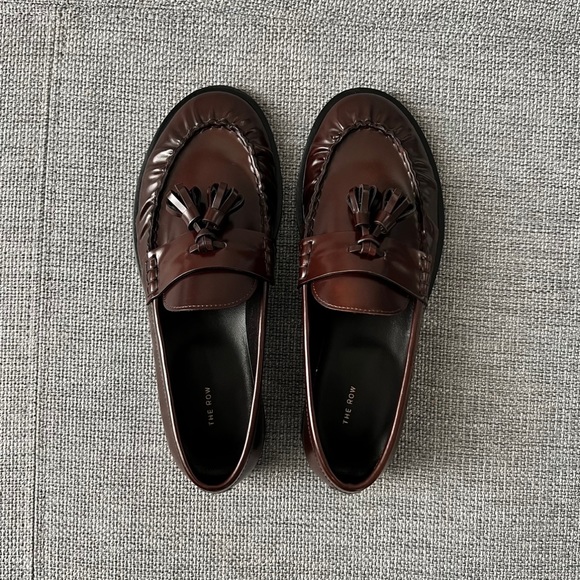 THE ROW Mens Tassel Calfskin Loafer Espresso - Picture 5 of 11